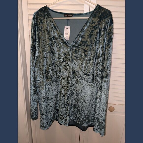 Lane Bryant Teal Blue Crushed Velvet V-neck Blouse Top Plus Size 26 28 - Picture 1 of 4